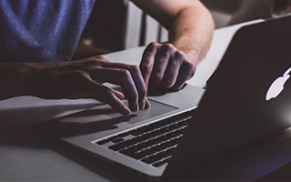 开云官网在线-那些我们熟悉的欧冠“绝杀场面”图片集，欧冠决赛爆冷