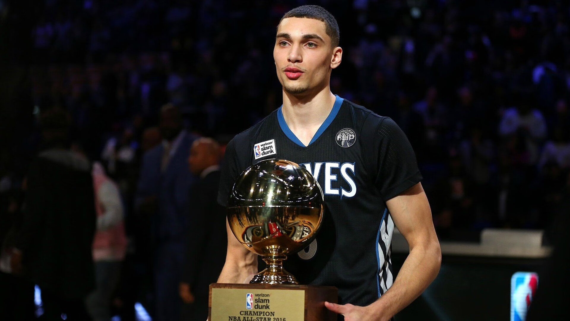 “马刺队全力以赴，波波维奇迎执教里程碑”，波波维奇执教马刺多少年