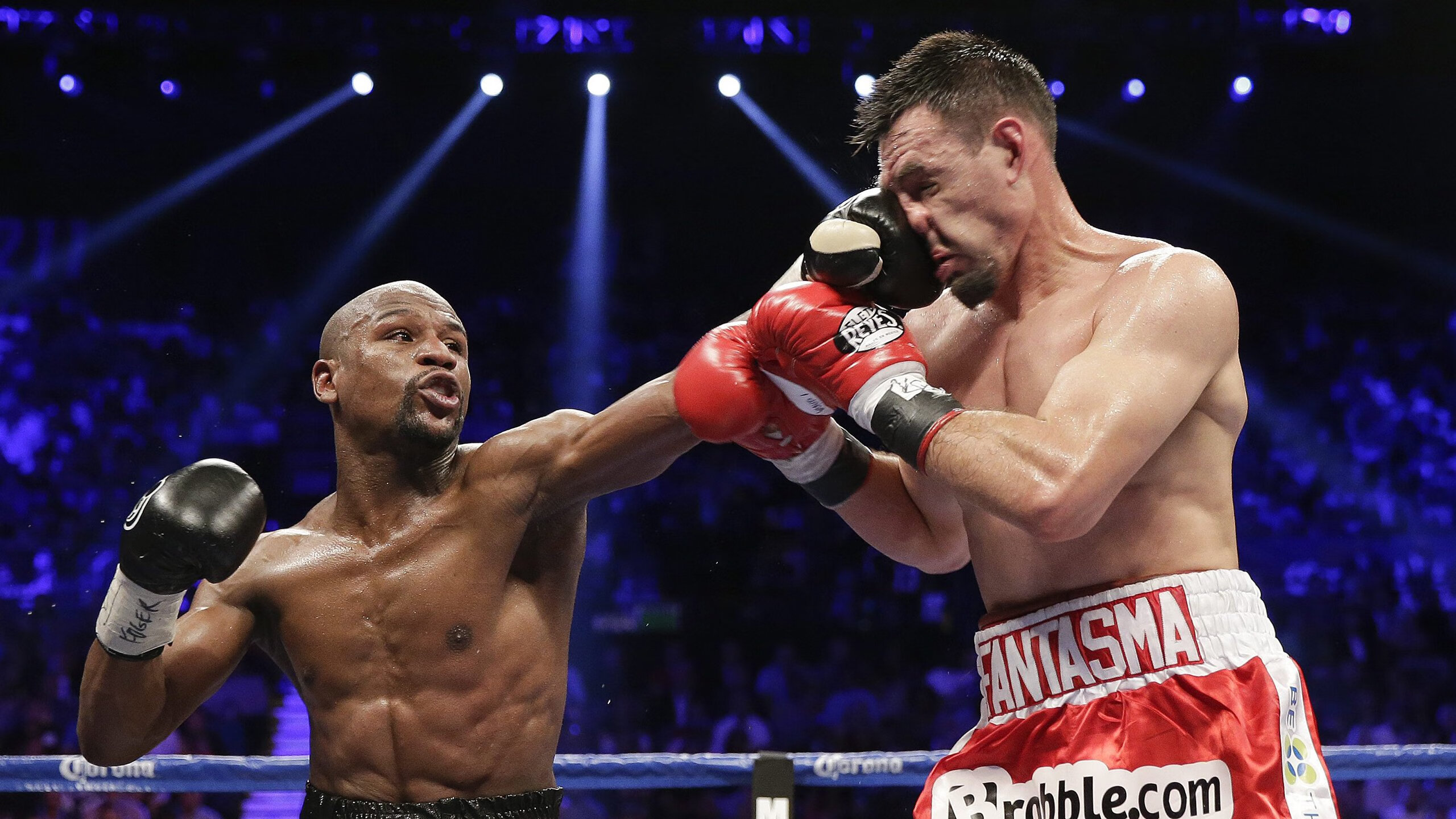 欧冠“超级对决”：史上最激烈的球队碰撞，欧冠决赛和超级碗